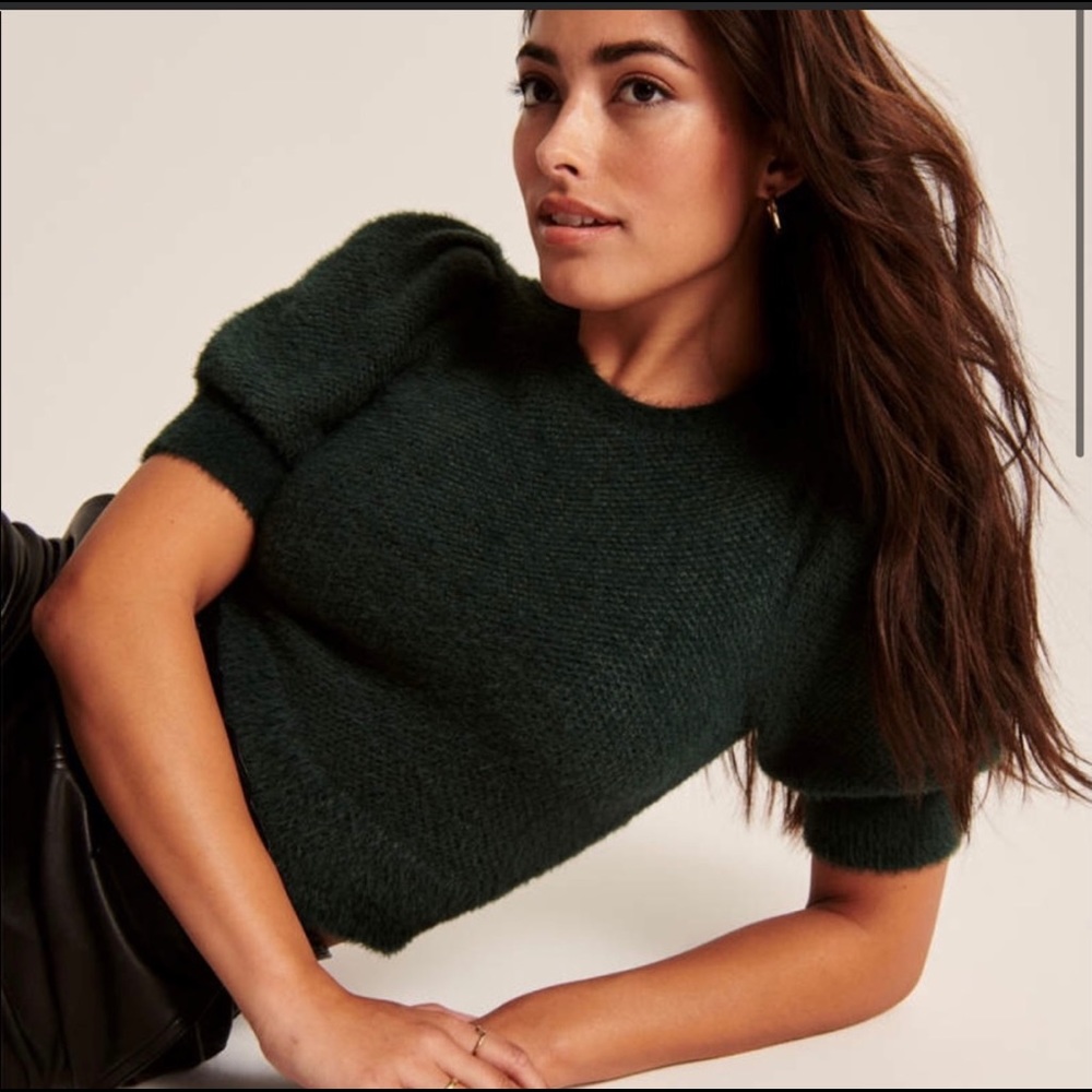 Abercrombie & Fitch Dark Green Cropped Sweater L